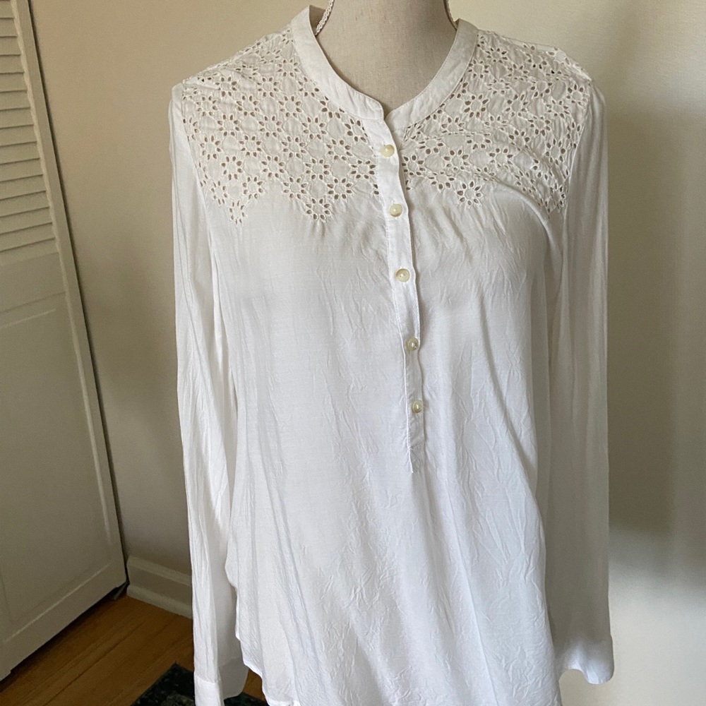 Long sleeve, cotton blouse like top